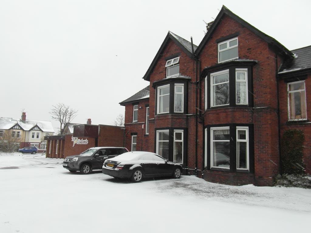 Lisdoonie Hotel Barrow-in-Furness Eksteriør bilde