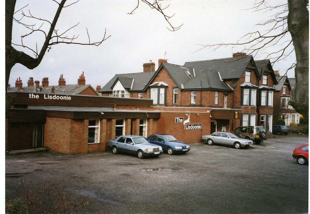 Lisdoonie Hotel Barrow-in-Furness Eksteriør bilde